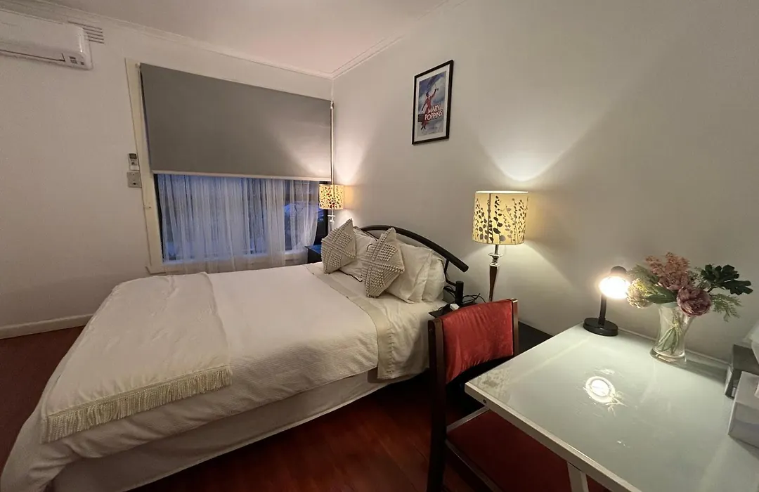 Sunny House - Melbourne Airport Home-1